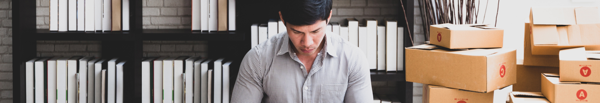 Custom packaging banner