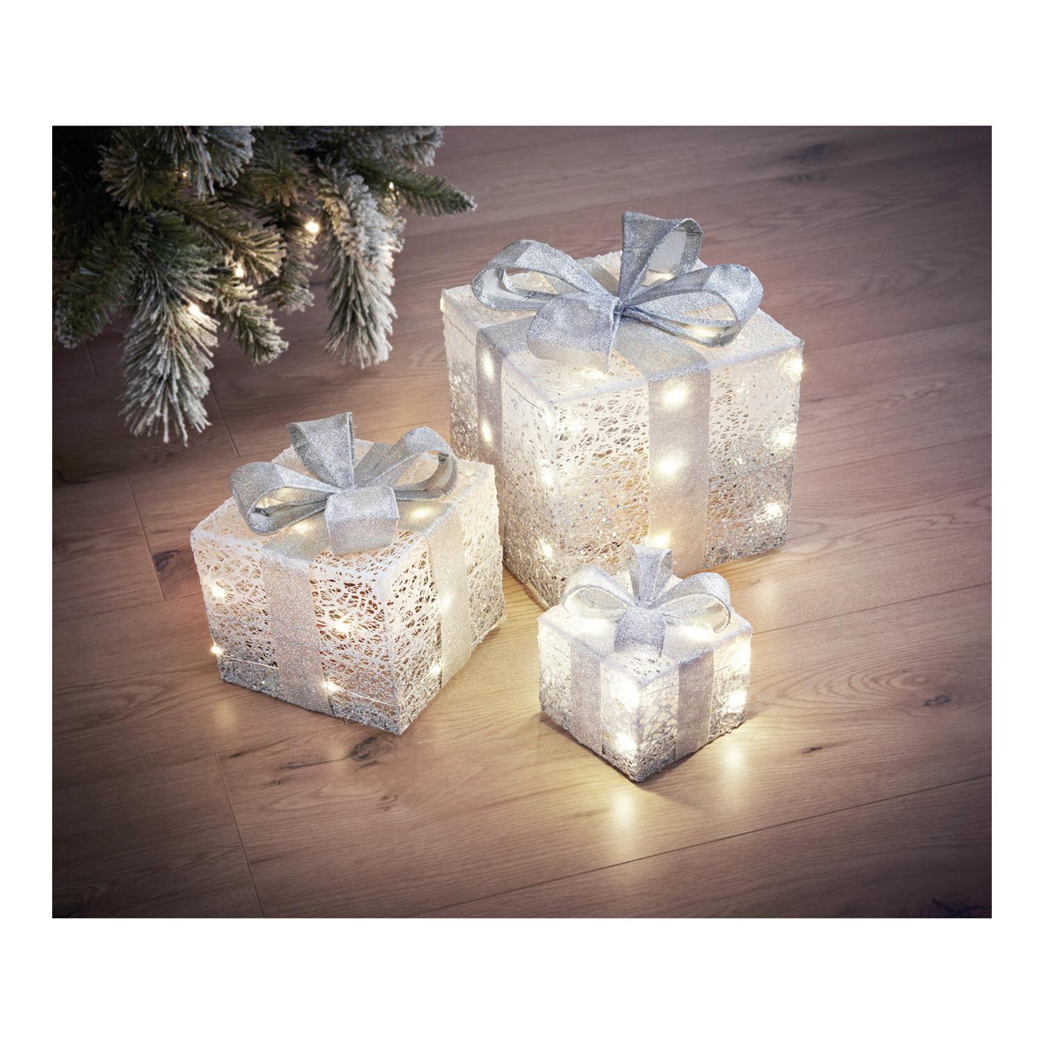 Nice & Nifty Xmas 3Piece Light Up Gift Boxes Silver Homewares